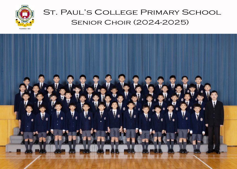 Senior Choir_0972-5R.jpg