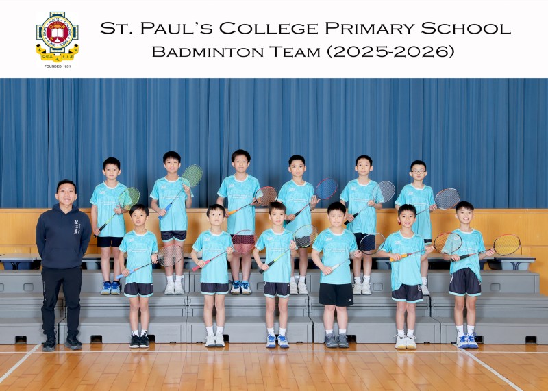 Badminton Team_6191-5R.jpg